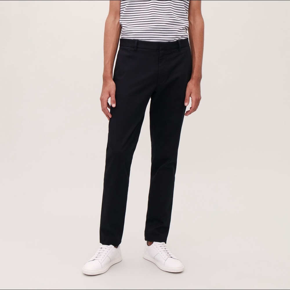 COS Stretch Cotton Chino Pant. Dark Navy. Size 34R